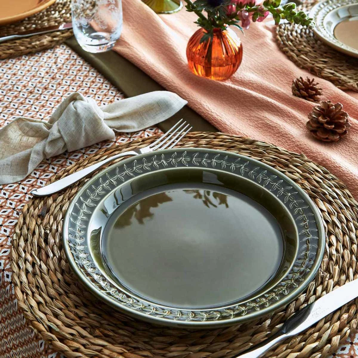 Botanic Garden Harmony Dinner Plate, Forest - Image 3