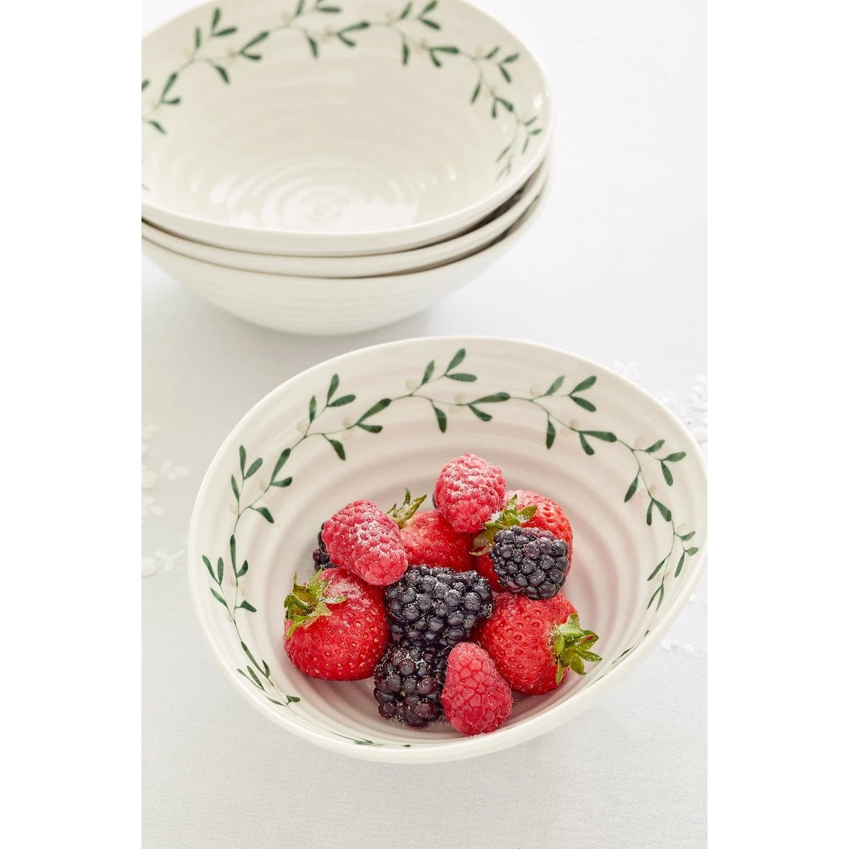Sophie Conran Mistletoe Set Of 4 Bowls - Image 2