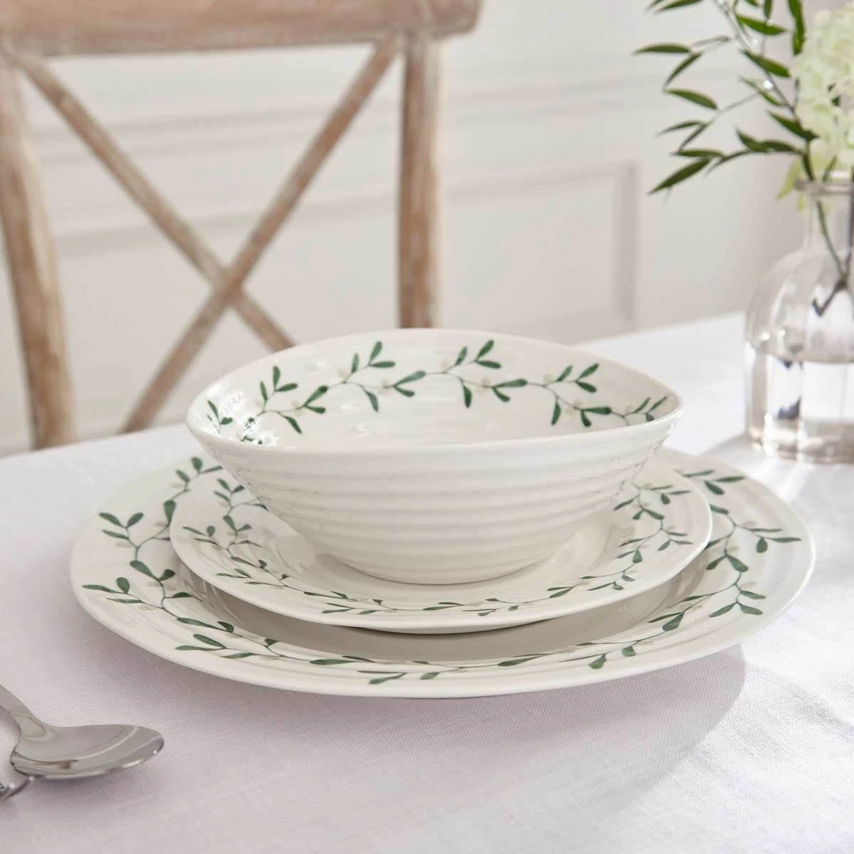 Sophie Conran Mistletoe 12 Piece Dinner Set - Image 2